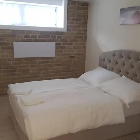Apartamento Orhidea Szuteren Győr