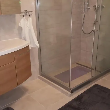 Apartamento Orhidea Szuteren